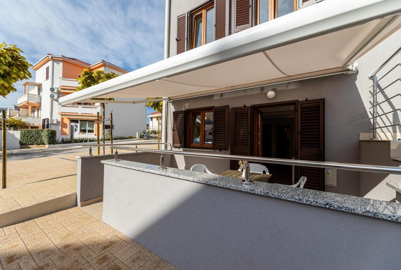 Apartments Crnekovic III Baška Esterno foto