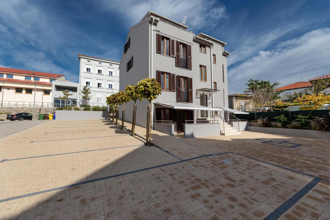 Apartments Crnekovic III Baška Esterno foto