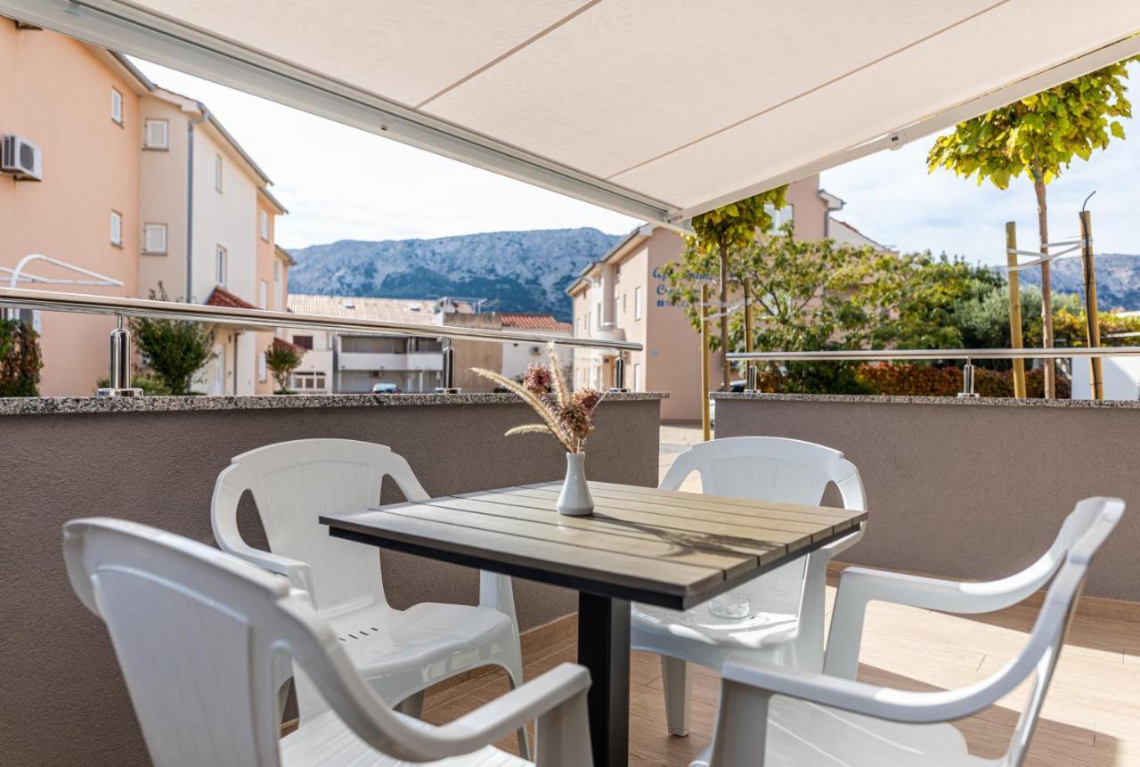 Apartments Crnekovic III Baška Esterno foto