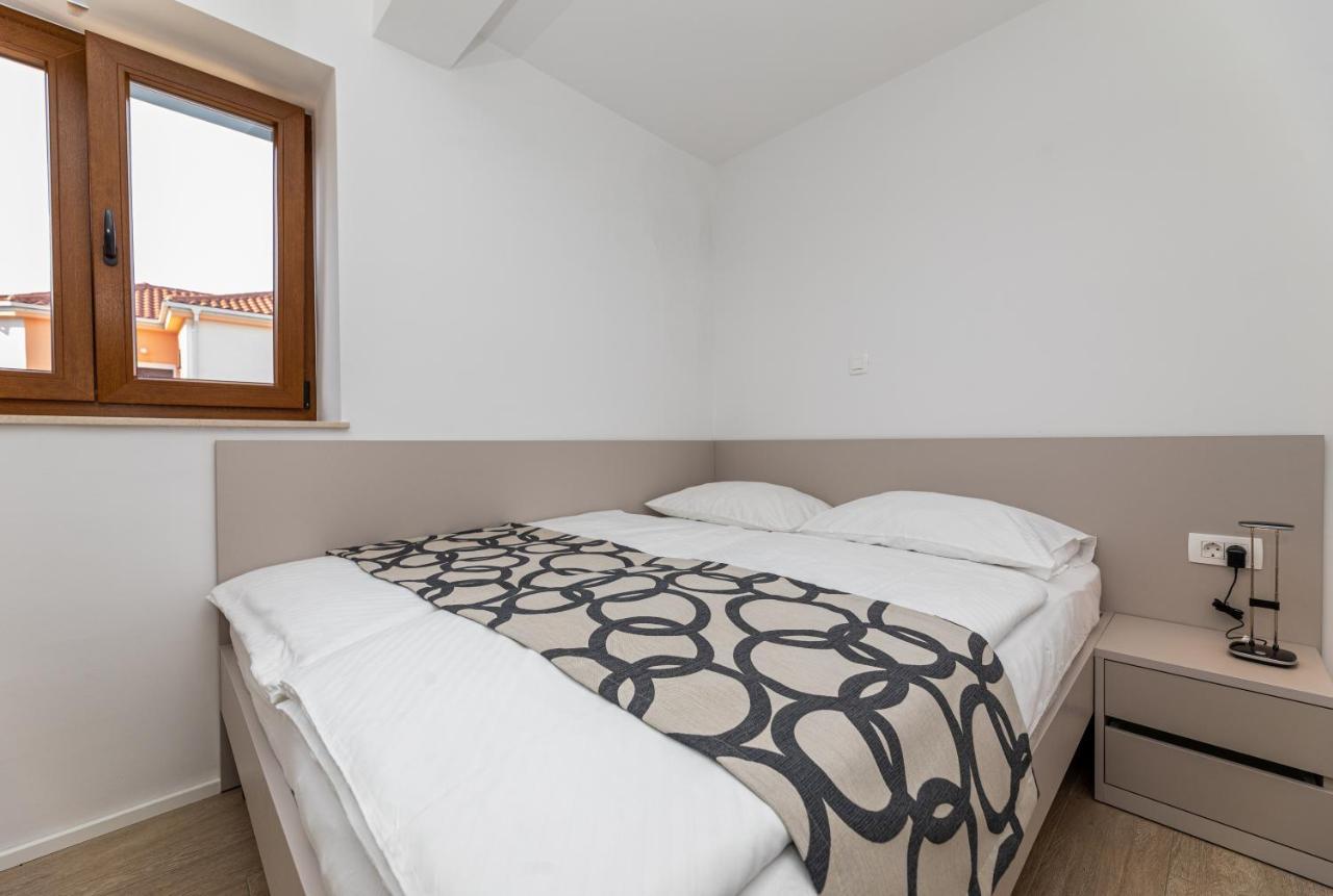 Apartments Crnekovic III Baška Esterno foto