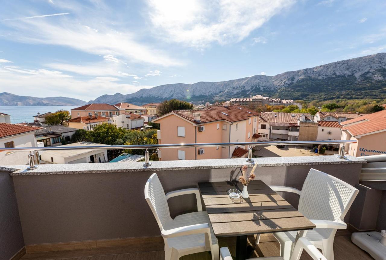 Apartments Crnekovic III Baška Esterno foto