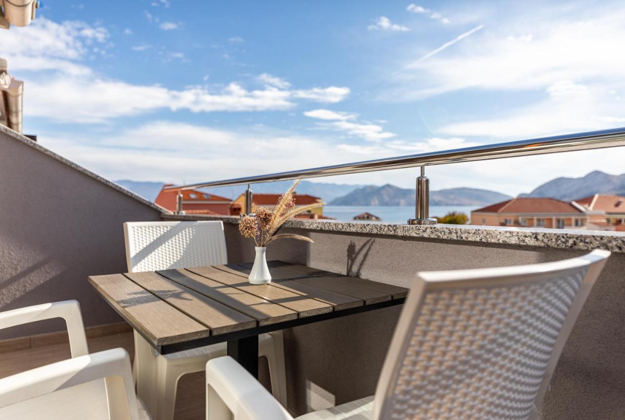 Apartments Crnekovic III Baška Esterno foto